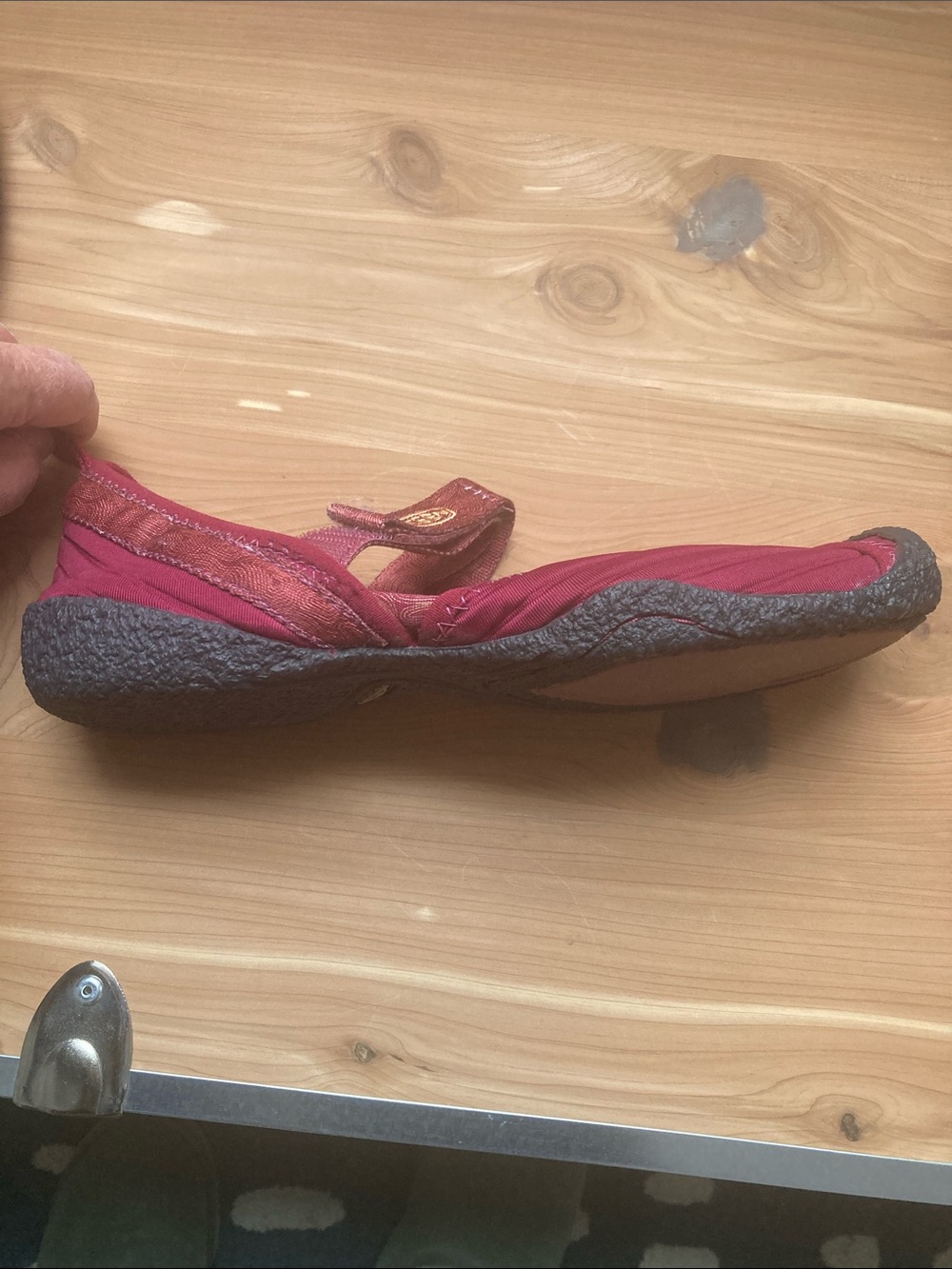 Keen Women’s Madrid SUPER COMFY Magenta Velcro-Fastened Sandals w/ Toe Guard d/c - Picture 5 of 6
